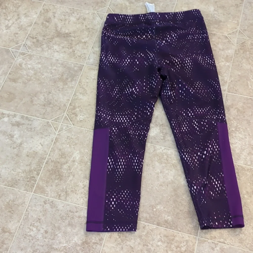 Active Wear - Picture 4 of 4